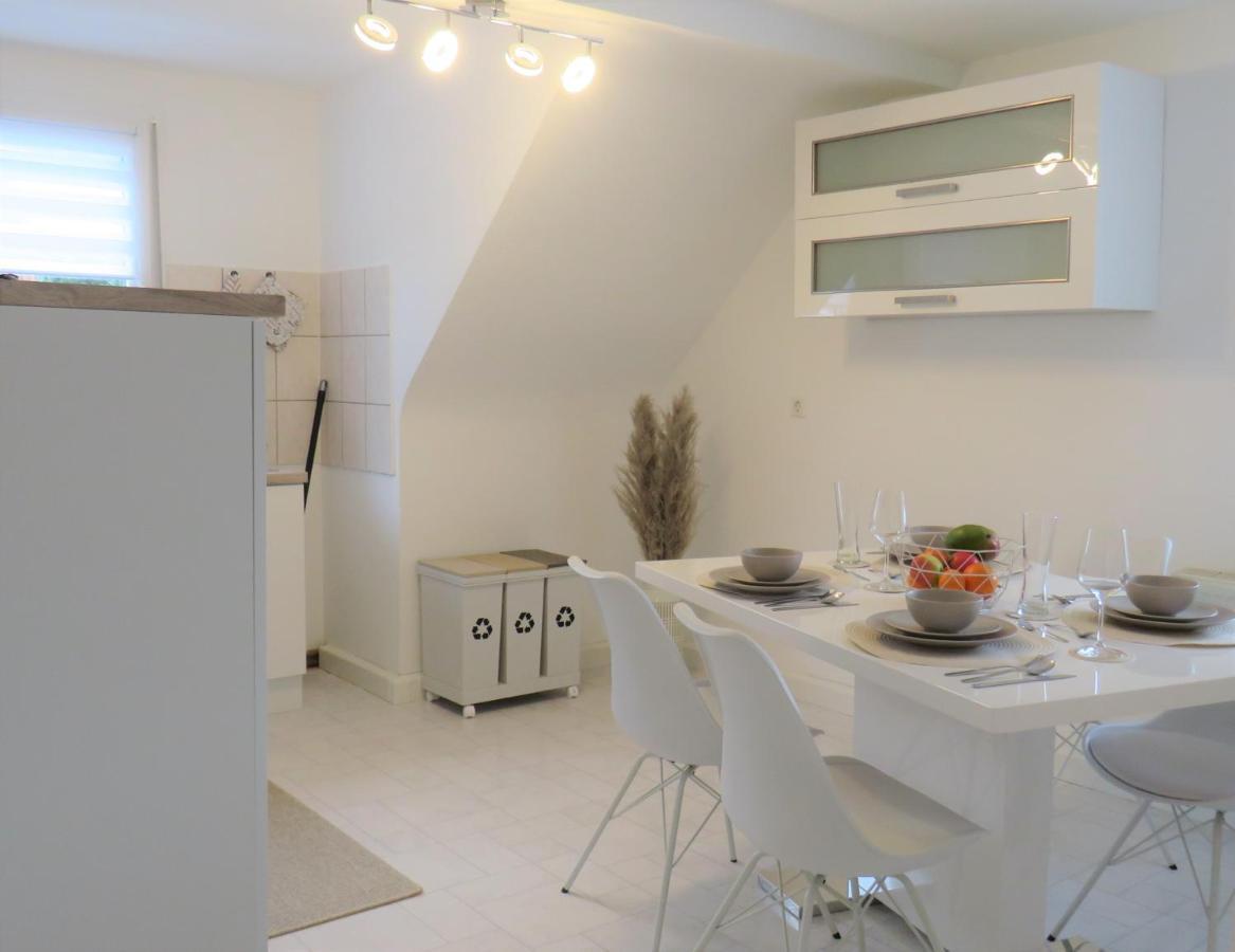 Alte Schule, Ferien- Und Monteurwohnung Gernsbach Luaran gambar